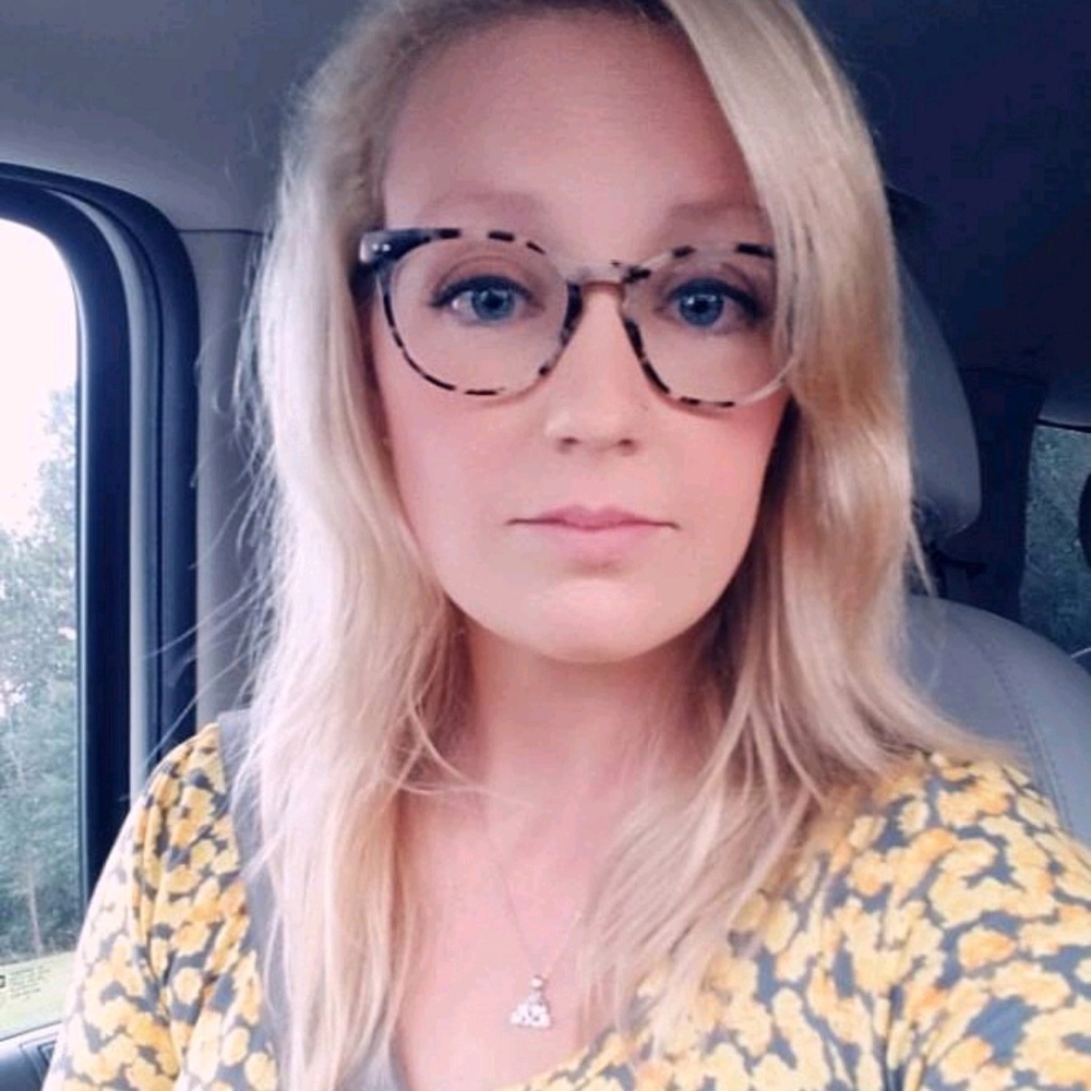 Meet your Posher, Kristin